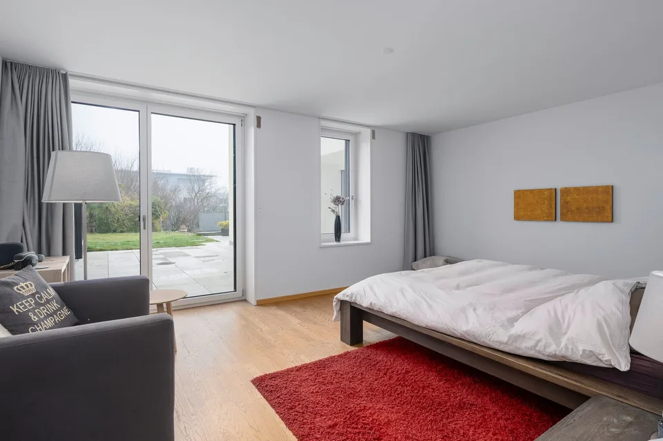 Ambiance de maison avec vue lointaine et sur le lac