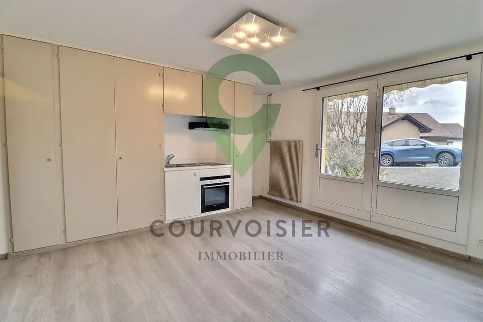 Einzelvilla zur Renovierung mit Erweiterungspotenzial – Foto 9 von 12