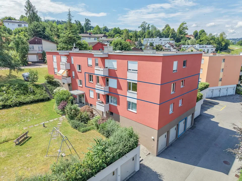 Grosszügige 4.5-/5.5-Zi. Wohnung im 1. OG
