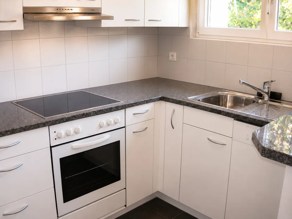 Helle 4.5-Zimmerwohnung mit Gartensitzplatz in ruhigem Wohnquartier