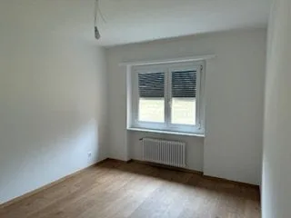 Rent in Sementina a 4.5-room apartment