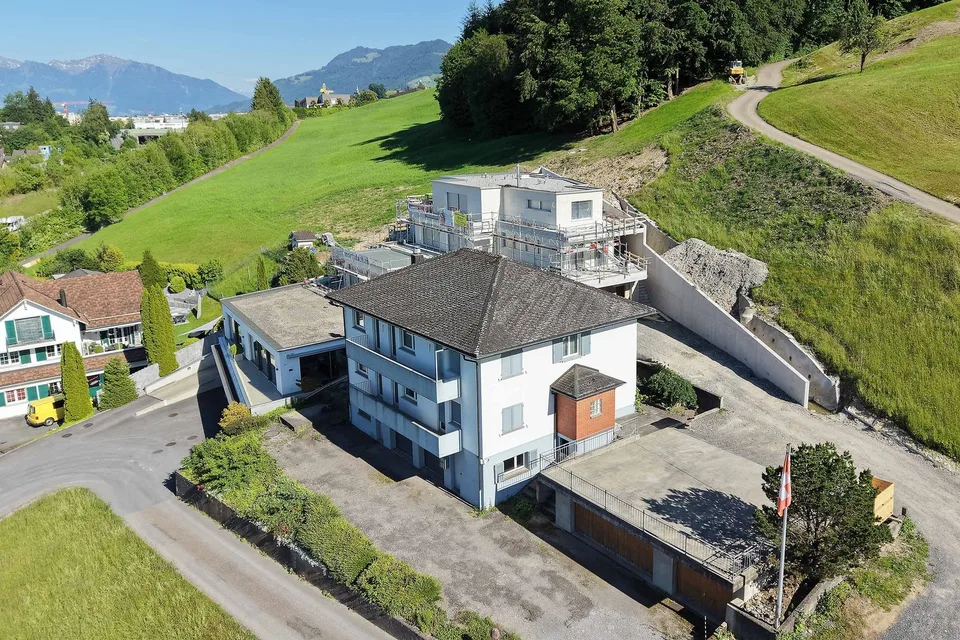 Zweifamilienhaus – erhöhte Lage, Weitblick, Seesicht – Foto 8 von 18