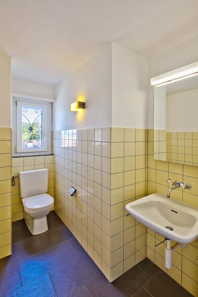 Zweifamilienhaus – erhöhte Lage, Weitblick, Seesicht – Foto 13 von 18