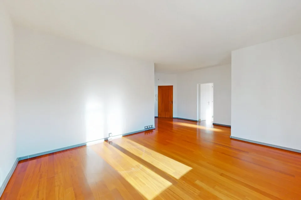 Willkommen in Ihrem neuen Arbeitsumfeld im Herzen von Bellinzona!