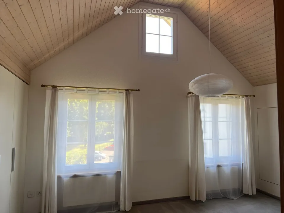 Charmante 5.5-Zimmer-Duplex-Wohnung mit Kamin und Balkon zentrumsnah in Gossau