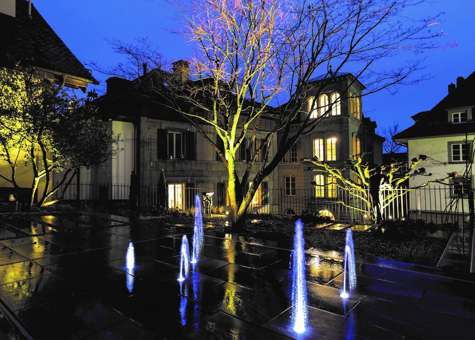 Una proprietà della città vecchia dignitosa con molto potenziale e un giardino magnificamente progettato
