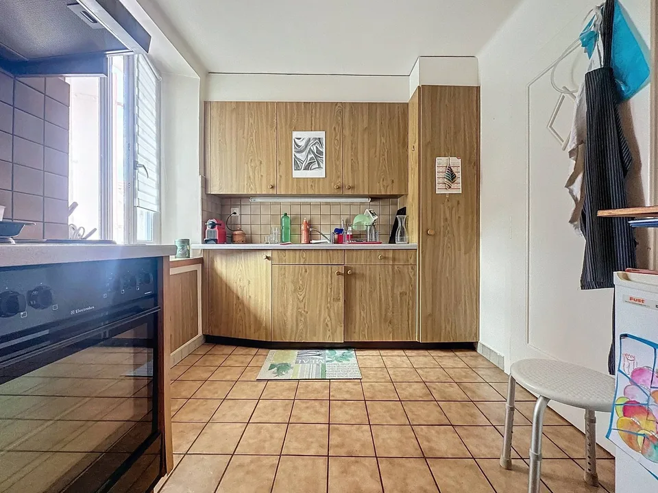 Edificio ideale per investitori o per una grande famiglia