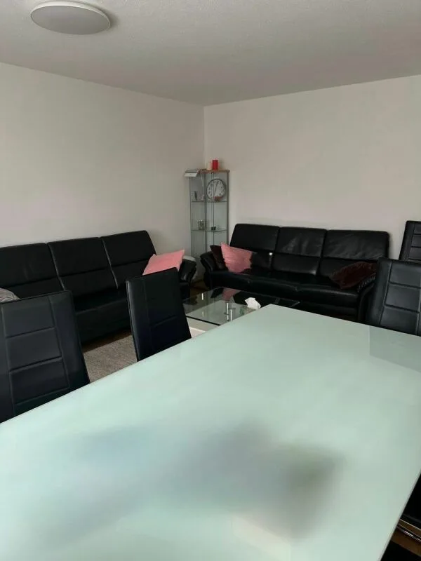 Appartement 3.5 pièces au rez-de-chaussée - Oberackerstrasse 4, 5113 Holderbank