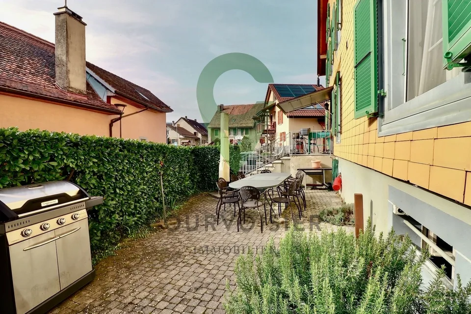 Maison de caractère avec dépendances et fort potentiel – Foto 10 von 13