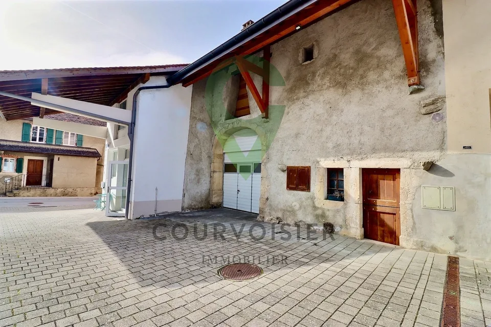 Maison de caractère avec dépendances et fort potentiel – Foto 13 von 13