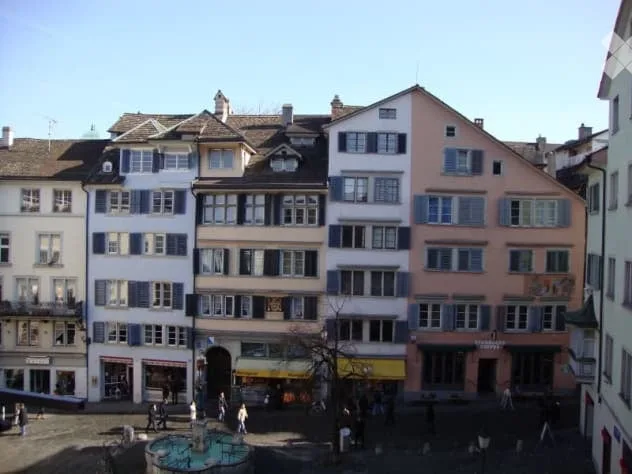 Charming 2.5-Zimmer-Wohnung im Herzen der Zürcher Altstadt