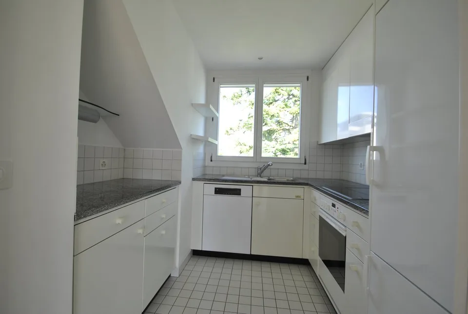 Appartement en mansarde lumineux 3.5 pièces avec belle vue !
