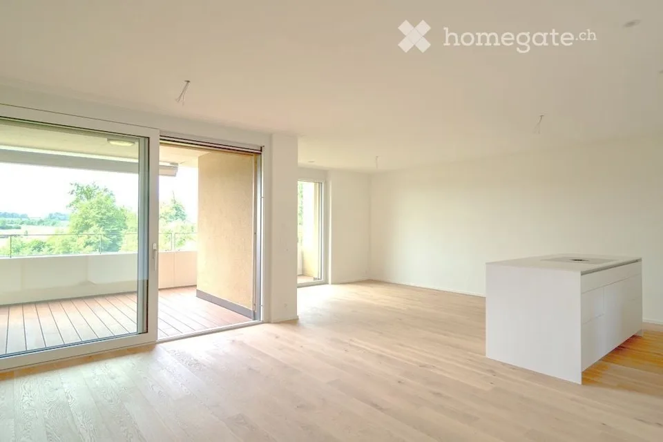 Erstklassiges Wohnen in CHAMA – 2.5-Zimmer-Wohnung, grosser Südwest-Balkon, 3. OG