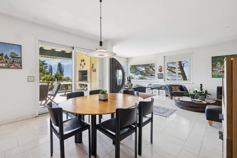 An unparalleled way of life: exceptional house, ideal situation and – photo 12 of 13