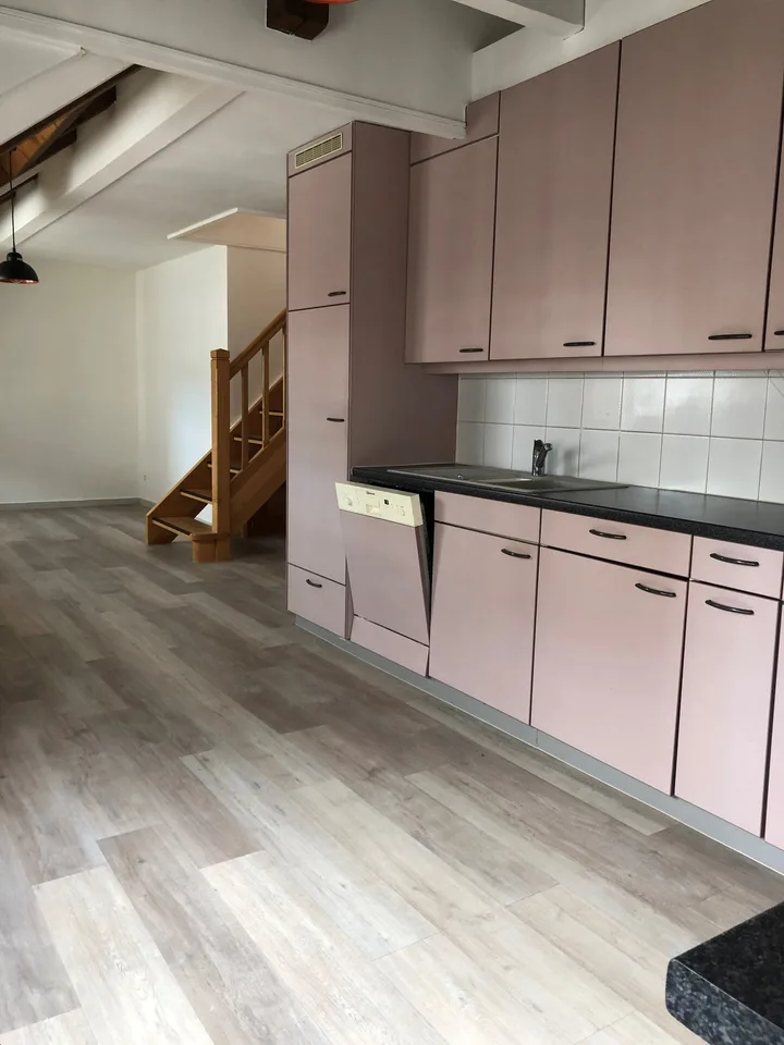 Charmanter Duplex mit 3,5 Zimmern in der Nähe aller Annehmlichkeiten – Foto 8 von 11