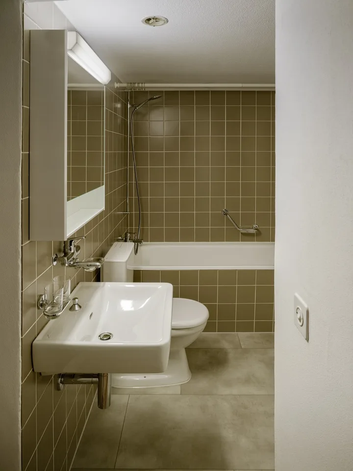 Leben mitten in Bern: Charmante 3-Zimmerwohnung mit Studio an der Kramgasse