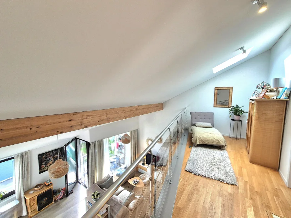 Superbe attique duplex Minergie de 4,5 pièces à deux pas du lac