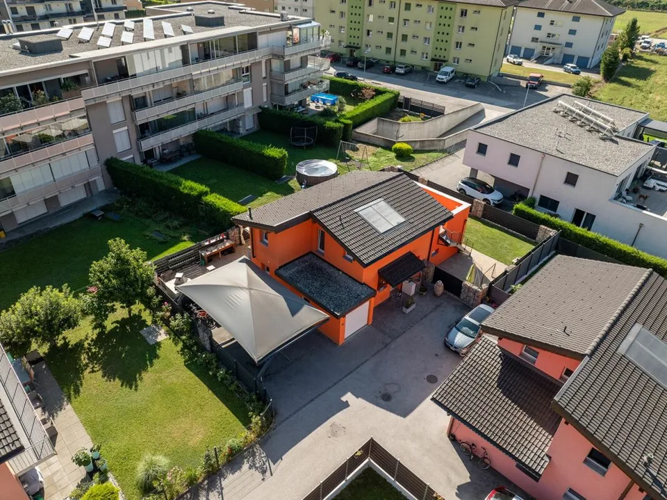 Villa incantevole 4 locali ½ di 130 m2 a Vétroz su un terreno di 463 m2