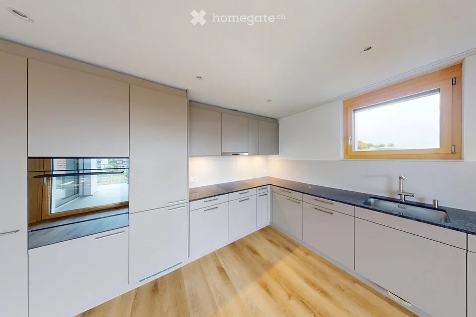 Premier location – Vivre au Sonnenberg : Appartement moderne 5,5 pièces avec grande surface extérieure