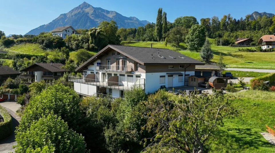 Moderne Dachgeschosswohnung mit spektakulärer Aussicht – Foto 14 von 14