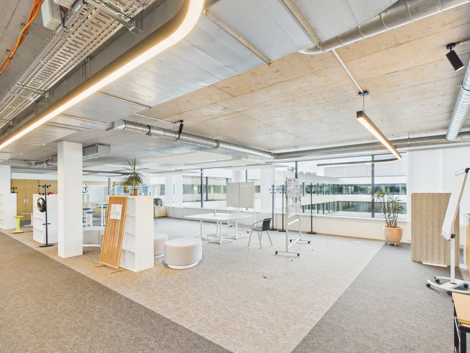 Rénovation complète et meublé au 5e étage — à partir de 358 m² - bureau haut de gamme entièrement rénové disponible immédiatement – photo 28 sur 30