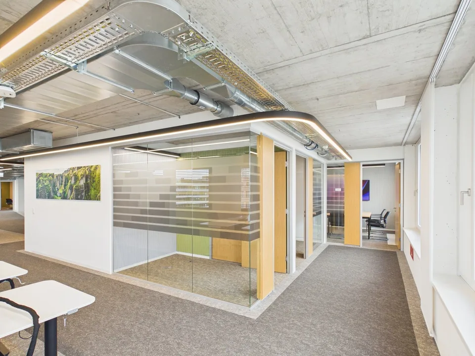 Rénovation complète et meublé au 5e étage — à partir de 358 m² - bureau haut de gamme entièrement rénové disponible immédiatement – photo 16 sur 30