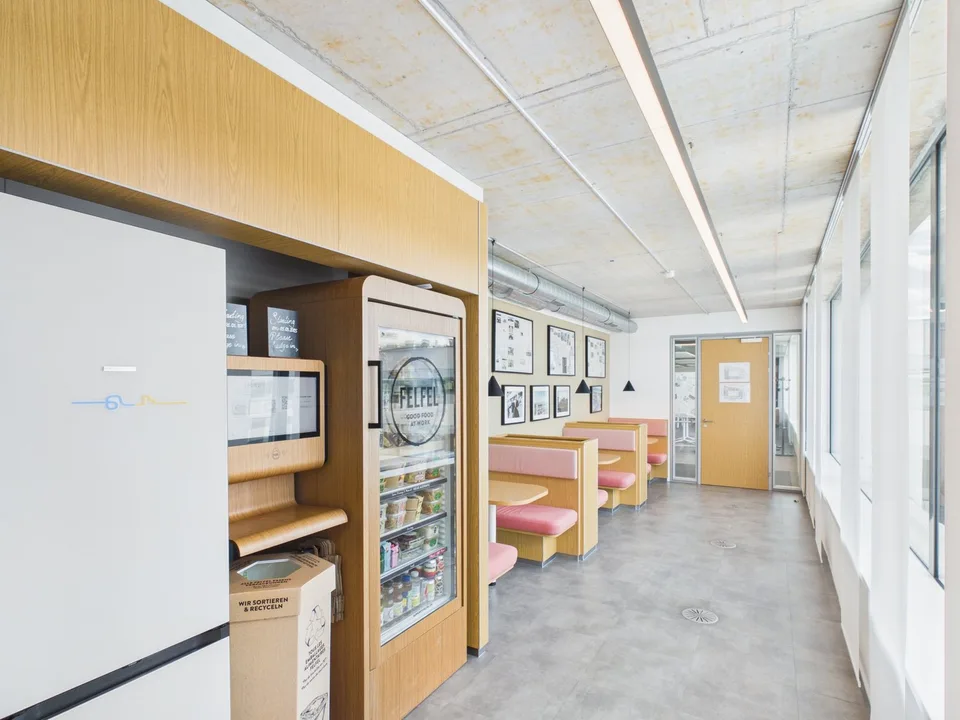 Rénovation complète et meublé au 5e étage — à partir de 358 m² - bureau haut de gamme entièrement rénové disponible immédiatement – photo 27 sur 30
