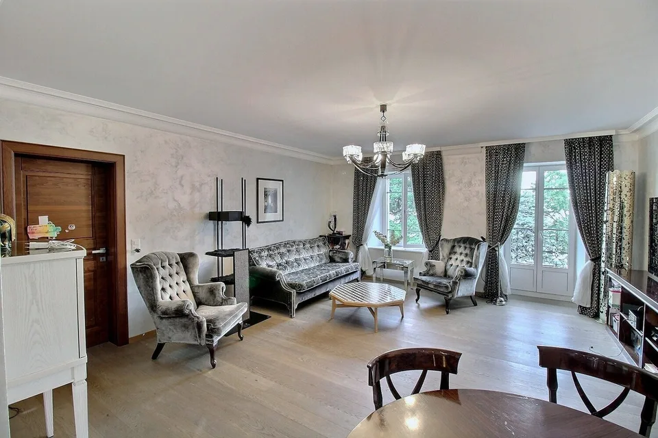 4002. Appartement moderne au centre de Montreux, vue lac