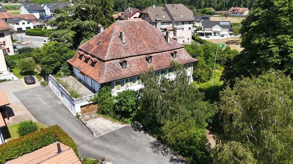 Charaktervolles Gebäude zur Renovierung mit Potenzial für 5 Wohnungen – Foto 6 von 6