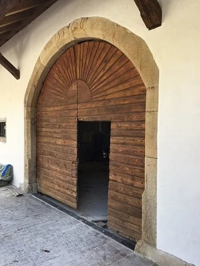 Lavorare e vivere sotto un solo tetto a Hölstein
