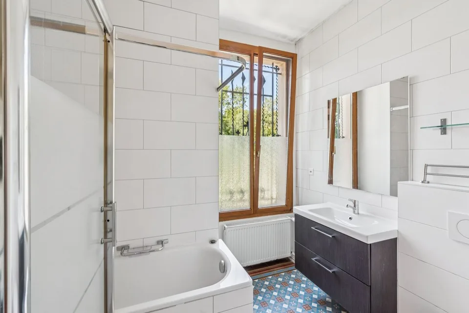 Wohnung mit Charakter im 1. Stock eines Herrenhauses – Foto 7 von 7