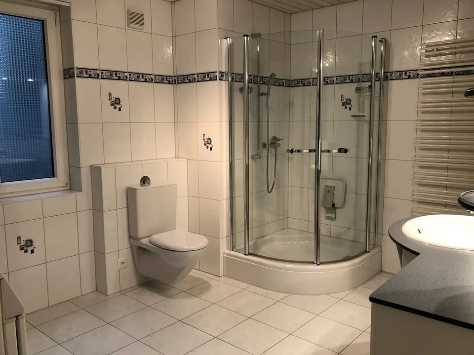 Charmante 4.5-Zimmerwohnung Duplex im Herzen von Nidau – Foto 8 von 11