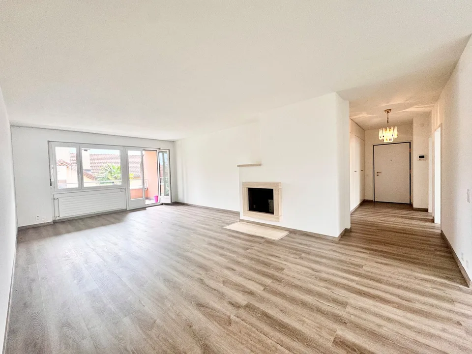 3777 - HELLES DOPPELWINKELWOHNUNG – AUCH ALS ZWEITWOHNSITZ GEEIGNET – COLLINA D'ORO