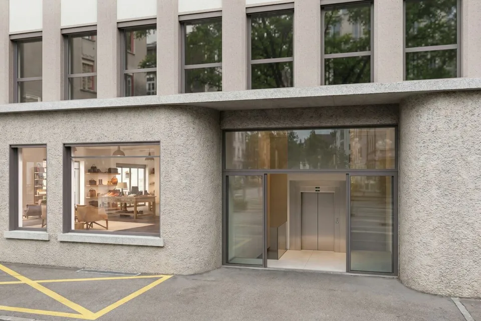 Surface de loisirs/services de 455m2  - Rue de Genève 7