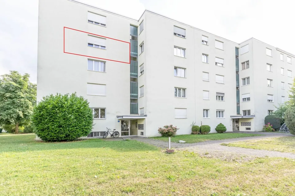 Lichtdurchflutete 4.5-Zimmer-Wohnung mit gedecktem Balkon