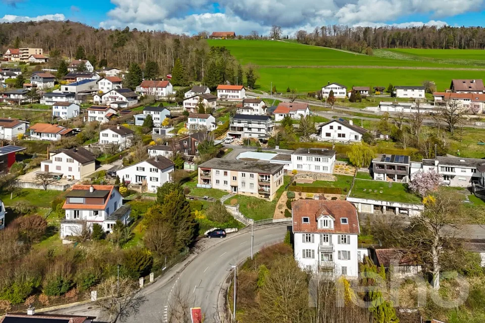 Edificio con 4 appartamenti in vendita a Porrentruy