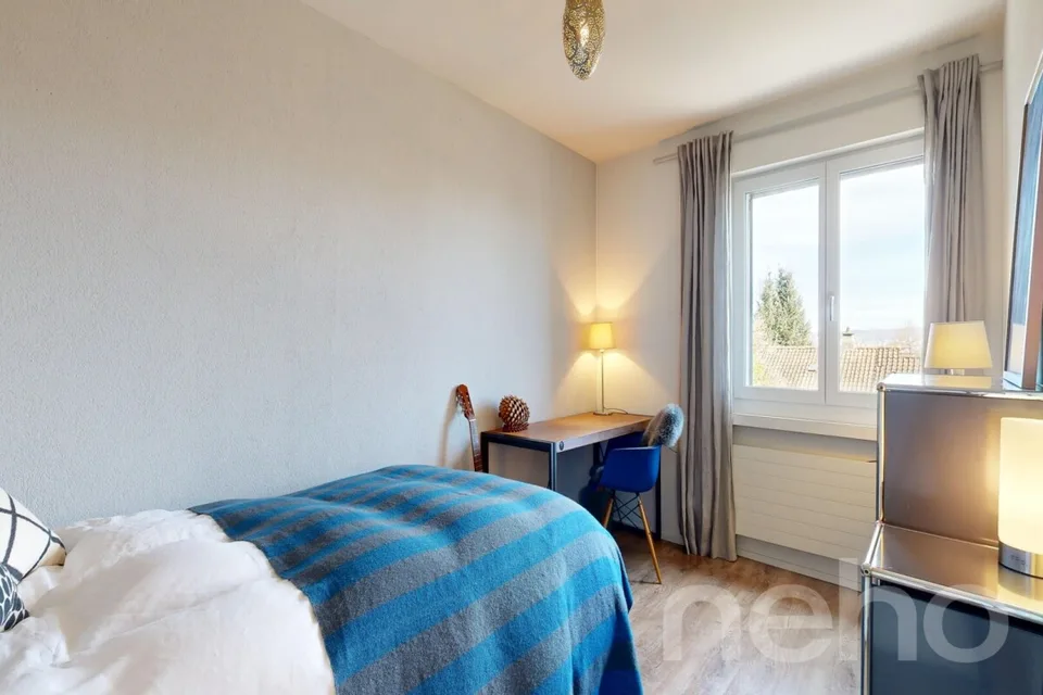 Quiet 4.5-room apartment including parking at the foot of the Uetliberg – photo 9 of 12