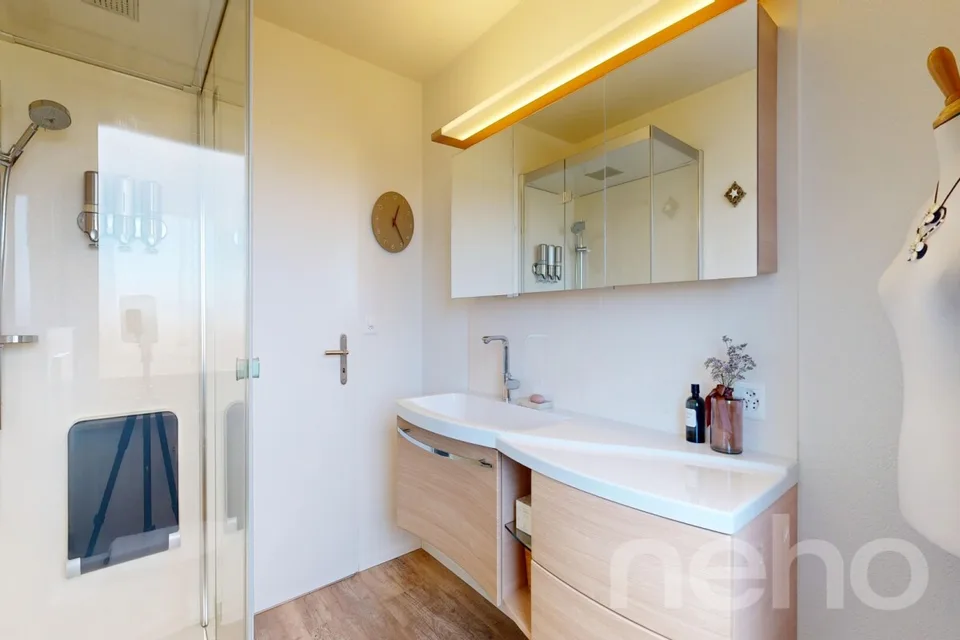 Quiet 4.5-room apartment including parking at the foot of the Uetliberg – photo 8 of 12