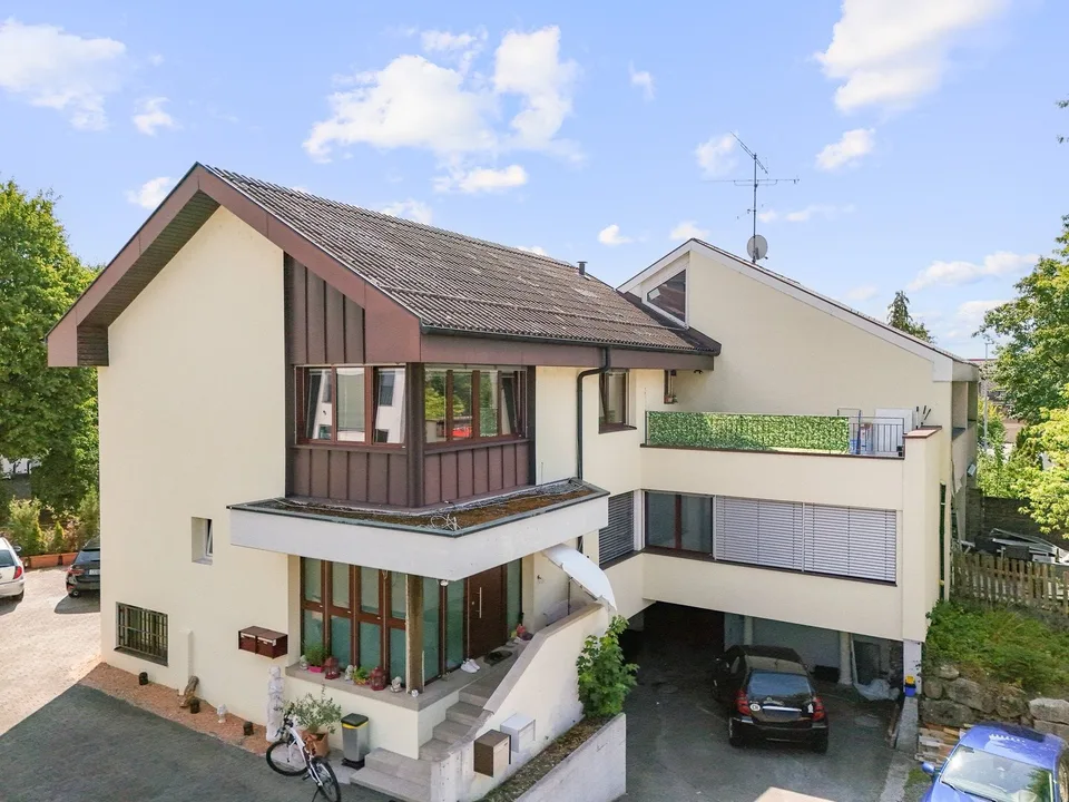 Doppeleinfamilienhaus mit 2 Wohnungen in Auw kaufen