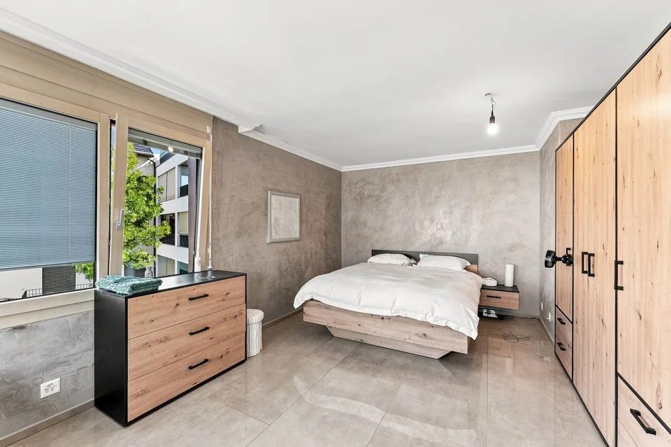 Maison mitoyenne de deux familles avec 2 appartements à vendre à Auw