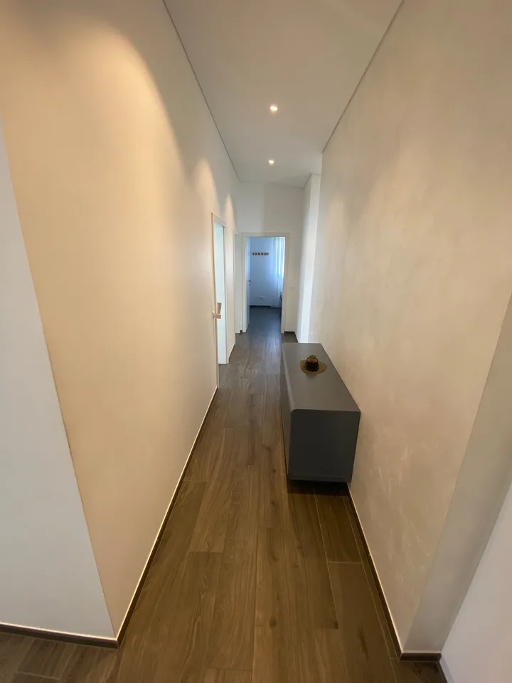Attika von hohem Wert zur Verkauf in Tenero – 180 m² mit großer Panoramaterrasse