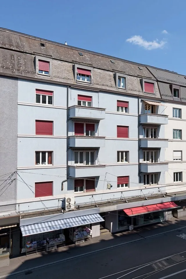 Befristete charmante Wohnung unmittelbar beim Bahnhof Zürich-Oerlikon