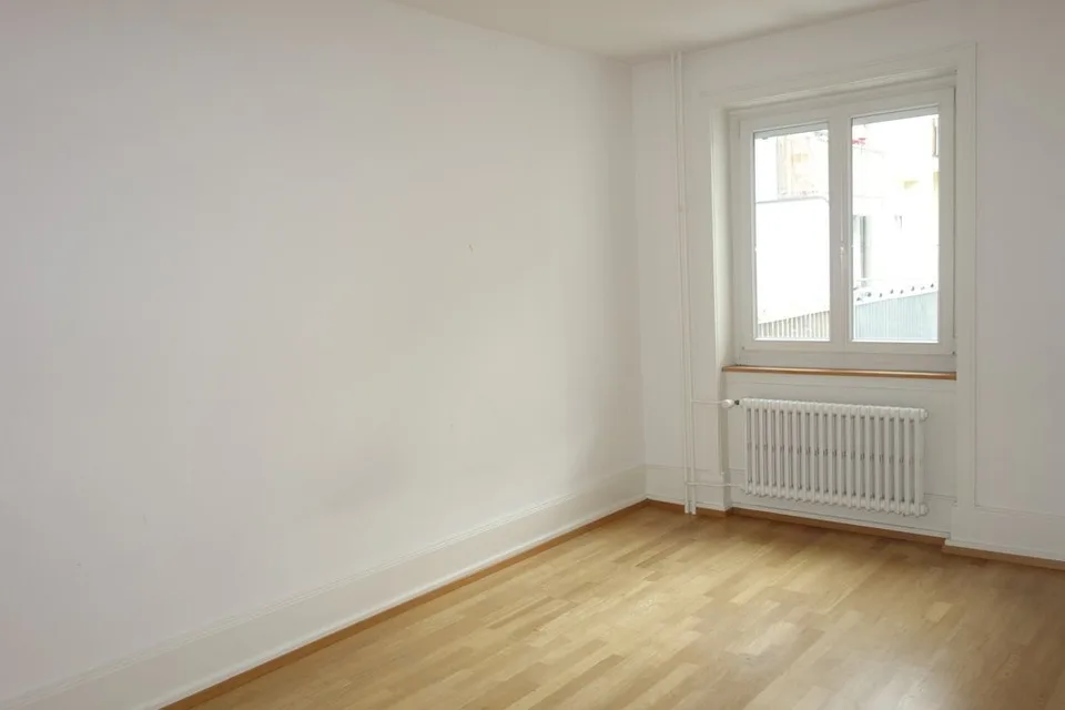 Befristete charmante Wohnung unmittelbar beim Bahnhof Zürich-Oerlikon