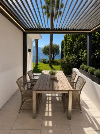 RESIDENZA SECONDARIA O PRIMARIA-MAGNIFICA VISTA LAGO