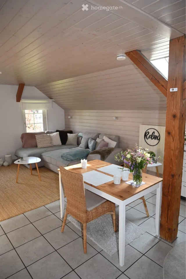 Appartement mansardé de 3,5 pièces convivial