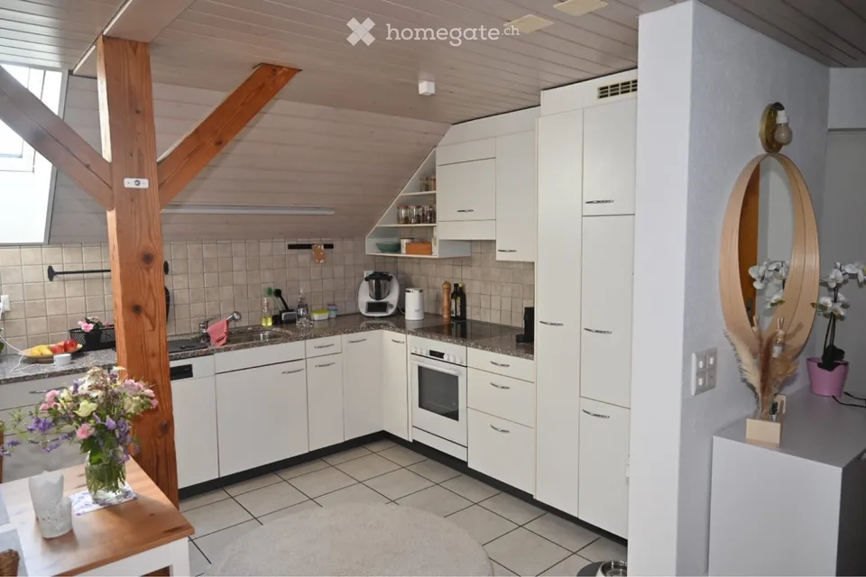 Appartement mansardé de 3,5 pièces convivial
