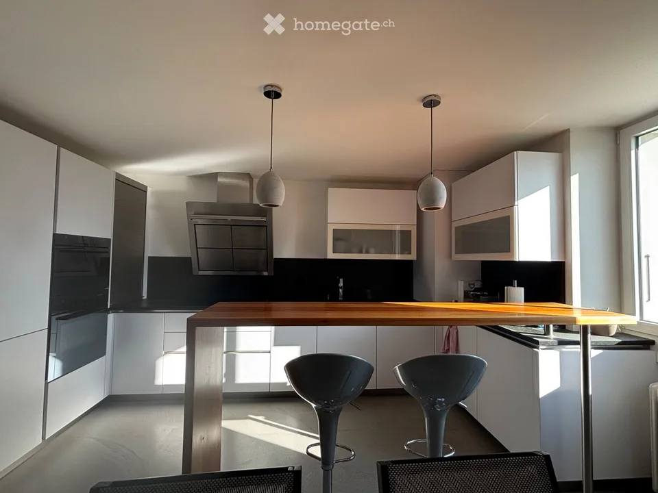 5-room apartment for rent