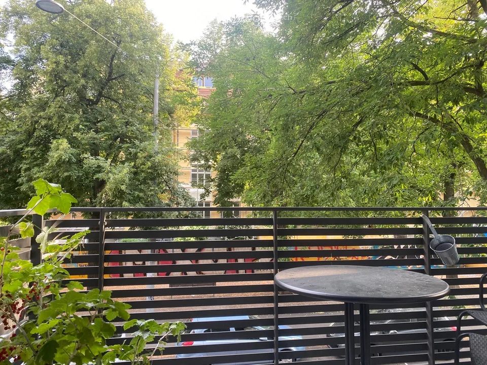 Möblierte 2.5-Zimmer-Wohnung an der Kanzleistrasse in Zürich