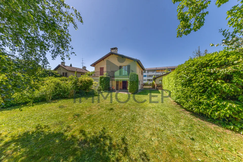 Rara casa a schiera di 120m2 da ristrutturare