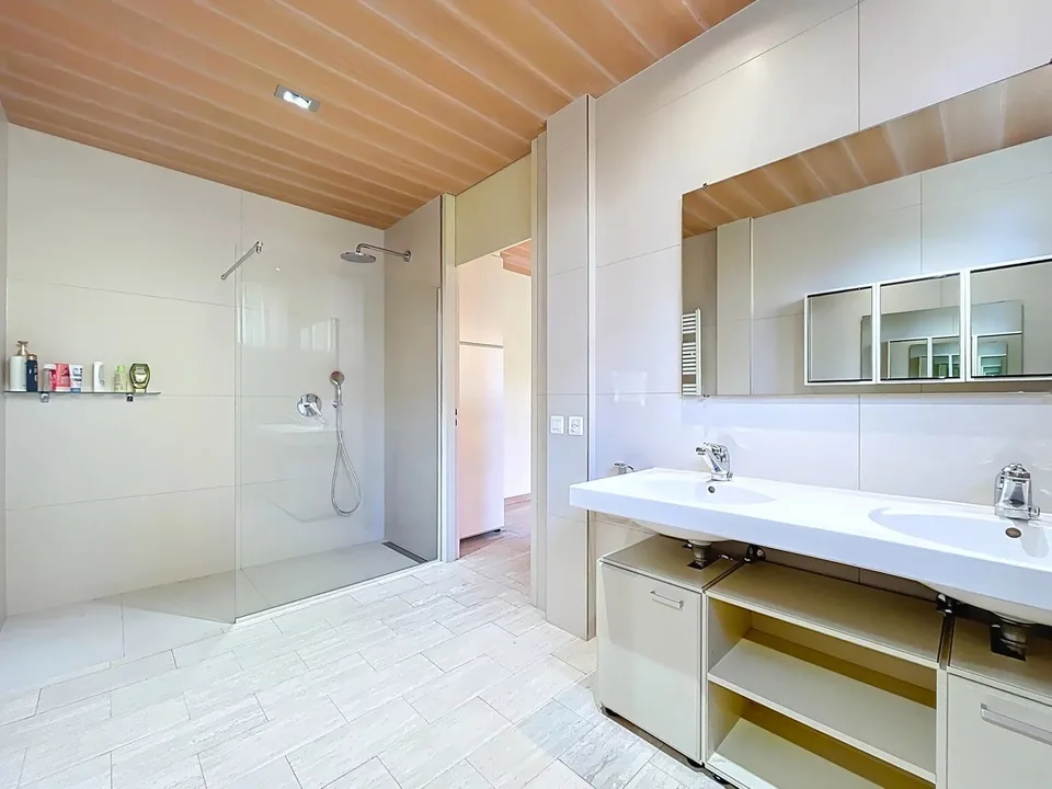 Propriété familiale modulable avec 3 logements – photo 12 sur 13